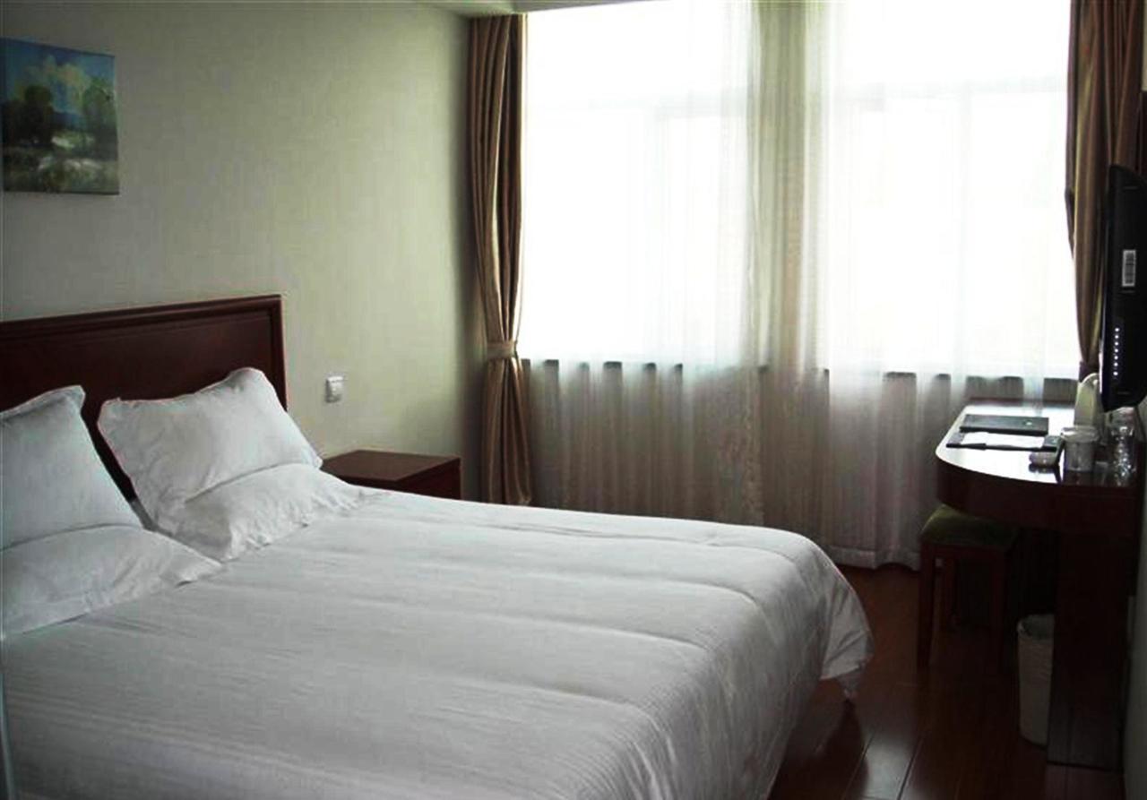 Greentree Inn Shanghai Expo Site South Yanggao Road Subway Station Express Hotel Zewnętrze zdjęcie