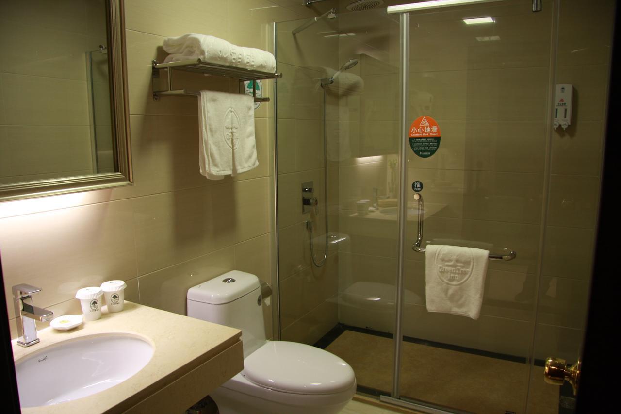 Greentree Inn Shanghai Expo Site South Yanggao Road Subway Station Express Hotel Zewnętrze zdjęcie